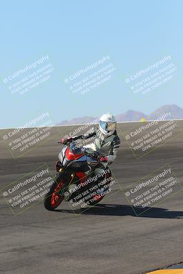 media/Nov-06-2023-Moto Forza (Mon) [[ce023d0744]]/4-Beginner Group/Session 2 (Bowl)/